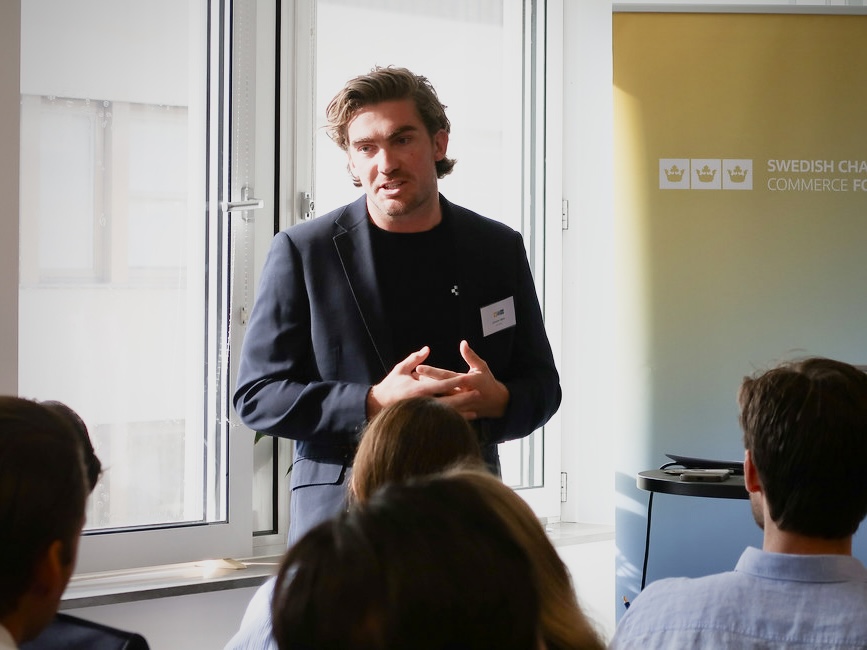Charlie Olpin speaking at a Swedish Chamber of Commerce event